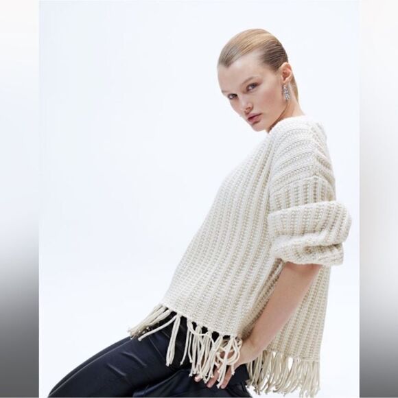 H&M- Women’s Cream Fringe-Trimmed Chunky Knit Fisherman Wool Blend Sweater, M - Picture 4 of 11